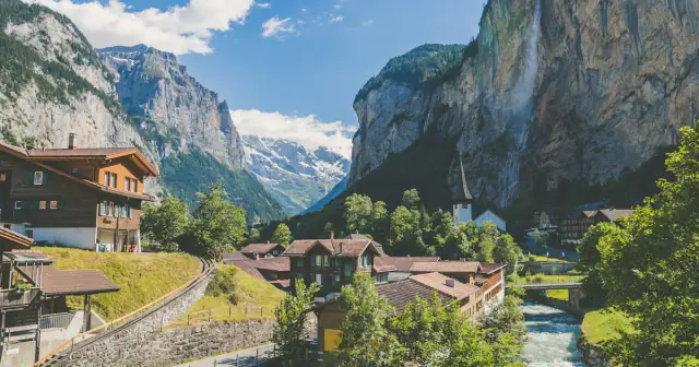 Switzerland Lump-Sum Tax 2026: CHF 400K Annual for UHNW Residency